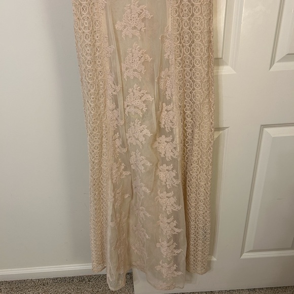 Elegant Sheer Lace Boho Maxi Dress or Beach Coverup in Cream - Picture 3 of 4